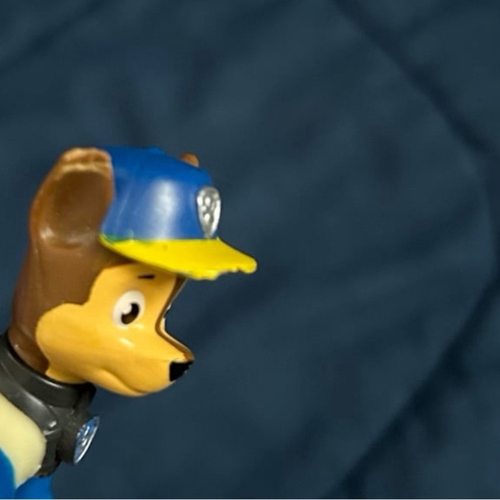 Paw Patrol Bundle of 16 Figures, including Mini Figures and Mini Vehicles - Picture 11 of 11